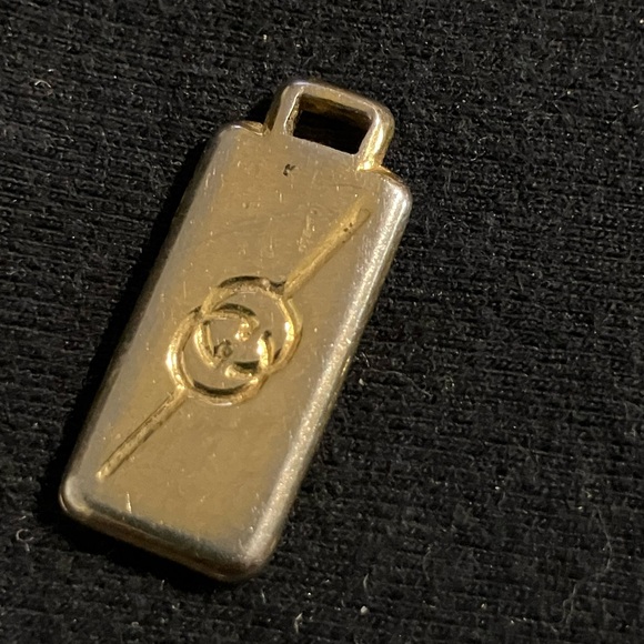 Gucci Gold Rectangular Zipper Pull? - Picture 4 of 5
